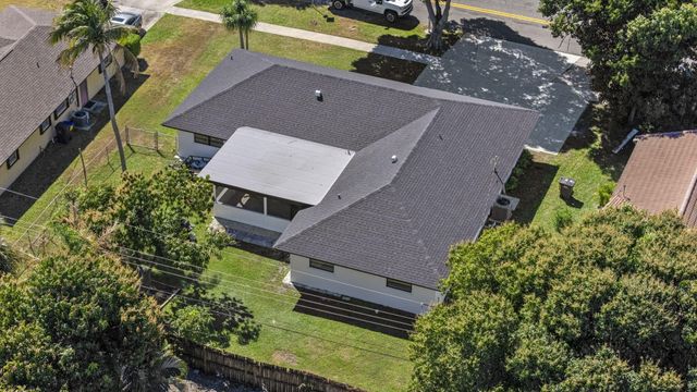 1667 39th Street, West Palm Beach, FL 33407