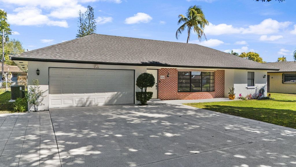 1667 39th Street, West Palm Beach, FL 33407