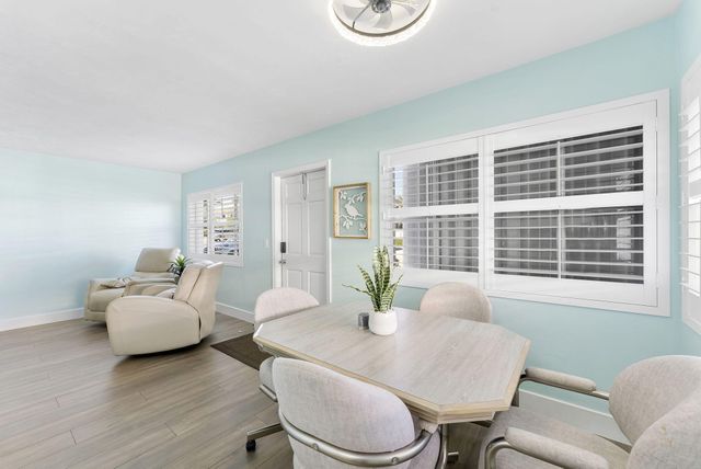 3322 CYNTHIA Lane 102, Lake Worth Beach, FL 33461