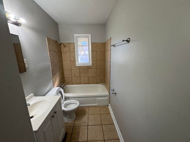 4597 WINDWARD DR, Memphis, TN 38109