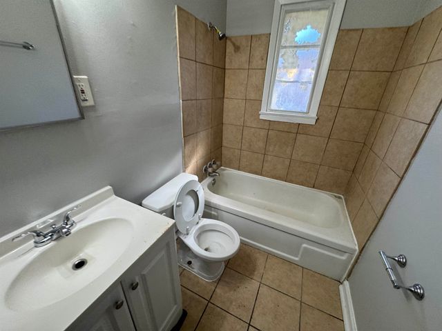 4597 WINDWARD DR, Memphis, TN 38109