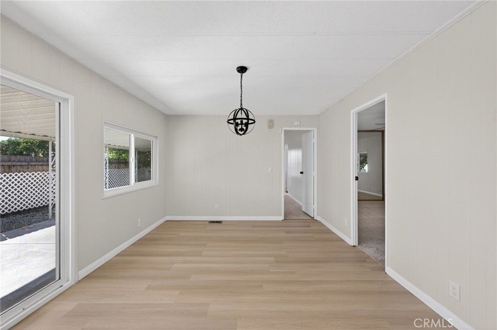 Image 18 of property listing at 25139 W Posey, Hemet, CA 92544