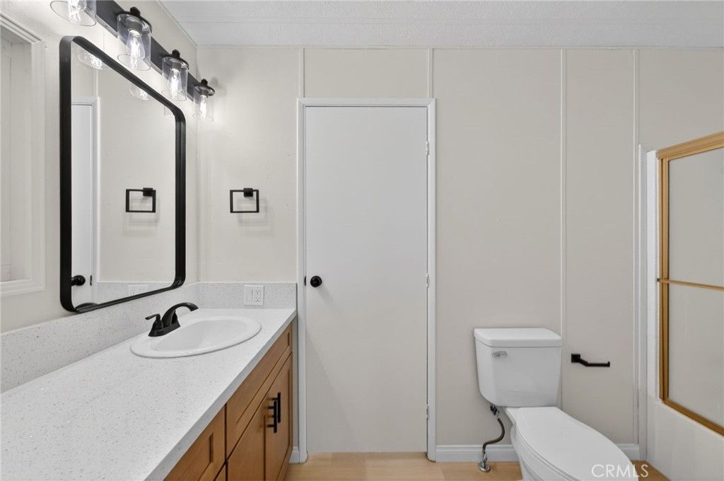 Image 20 of property listing at 25139 W Posey, Hemet, CA 92544