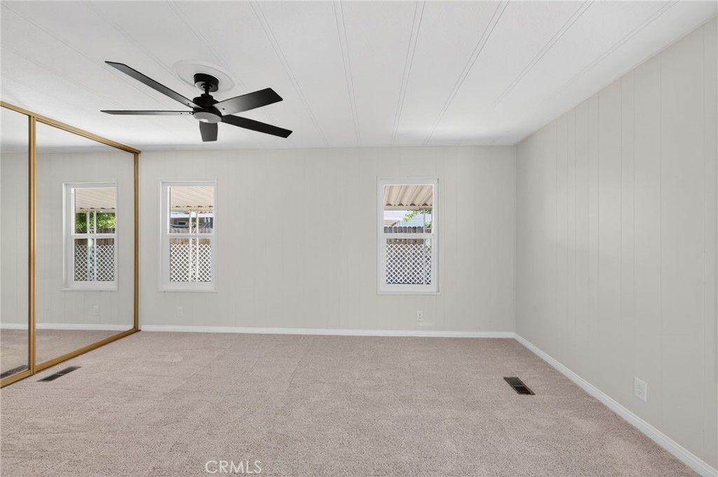 Image 22 of property listing at 25139 W Posey, Hemet, CA 92544