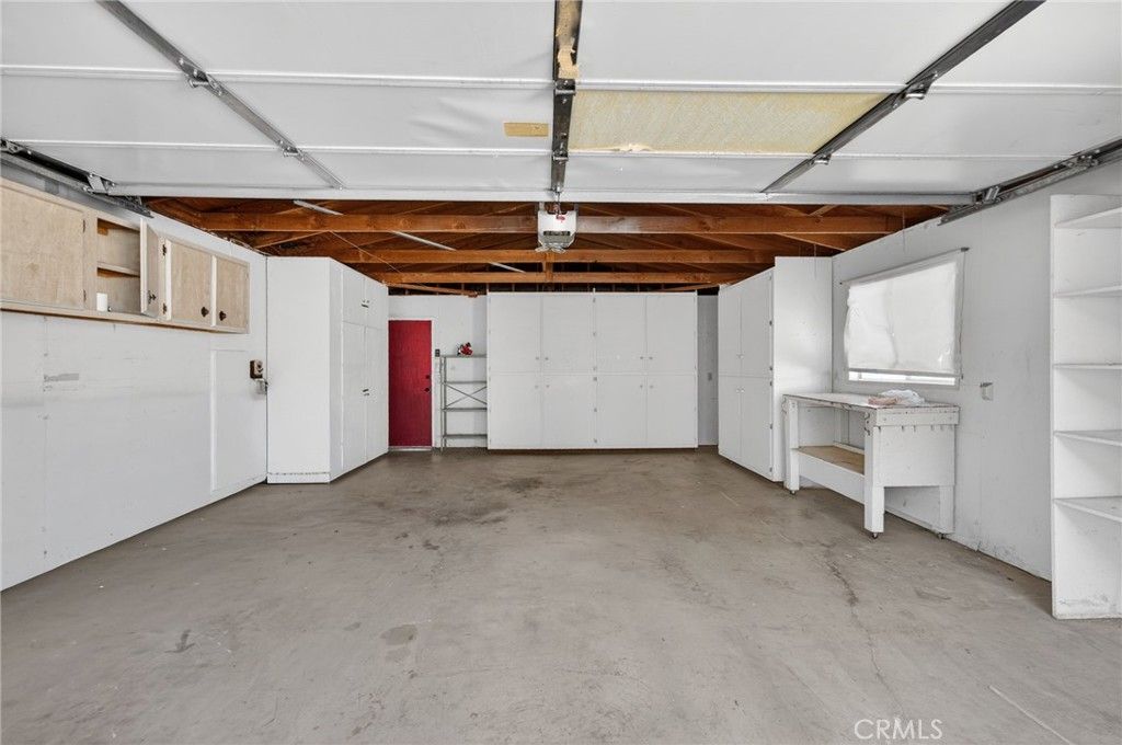 Image 41 of property listing at 25139 W Posey, Hemet, CA 92544