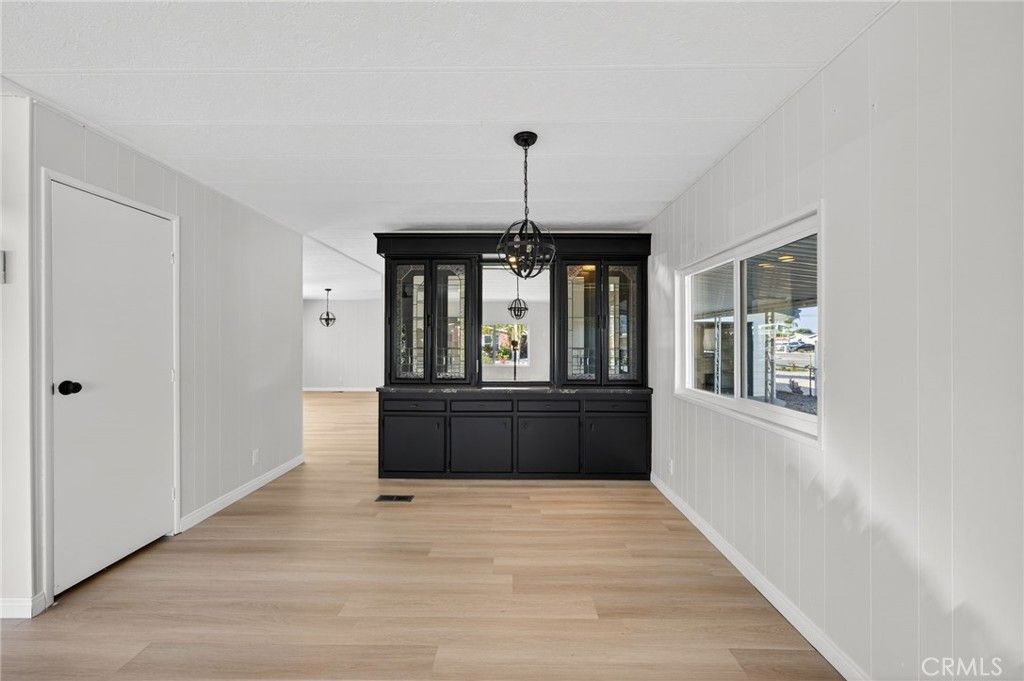 Image 46 of property listing at 25139 W Posey, Hemet, CA 92544