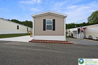 11 Woodland Lane, Longswamp Twp, PA 19539