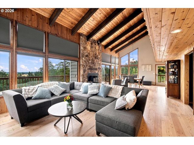 7487 ACORN HILL Ct, Salem, OR 97317