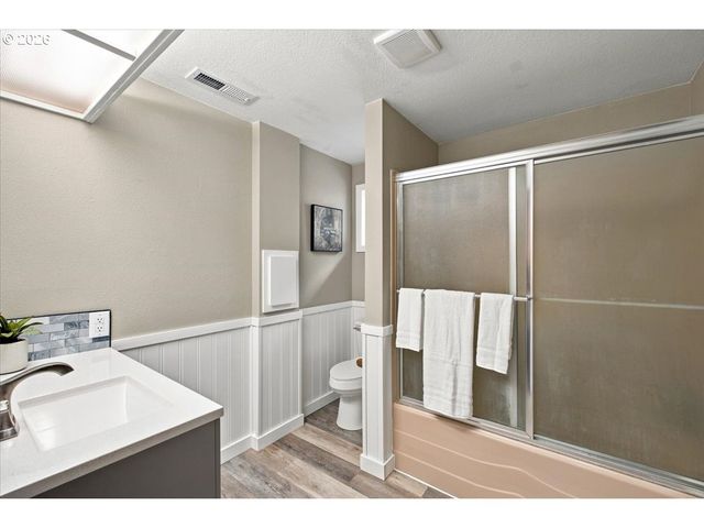 7487 ACORN HILL Ct, Salem, OR 97317
