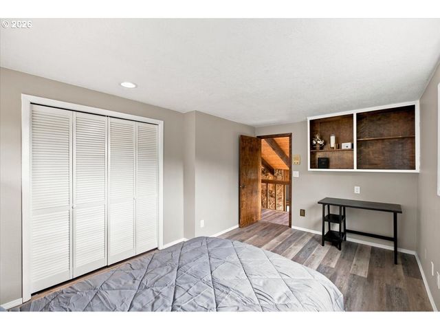 7487 ACORN HILL Ct, Salem, OR 97317