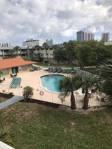 270 LAYNE Boulevard 308, Hallandale Beach, FL 33009