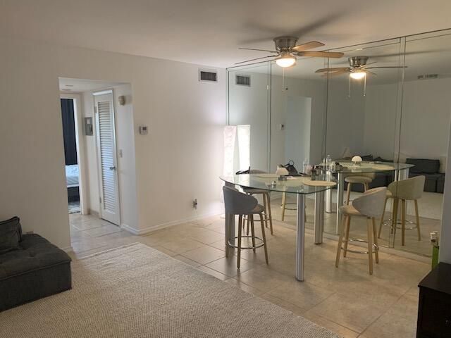 270 LAYNE Boulevard 308, Hallandale Beach, FL 33009