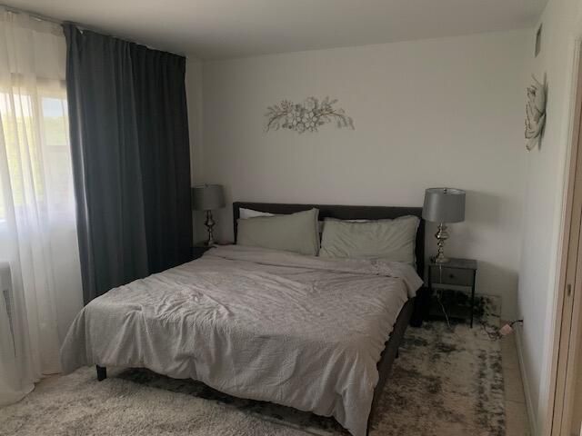 270 LAYNE Boulevard 308, Hallandale Beach, FL 33009