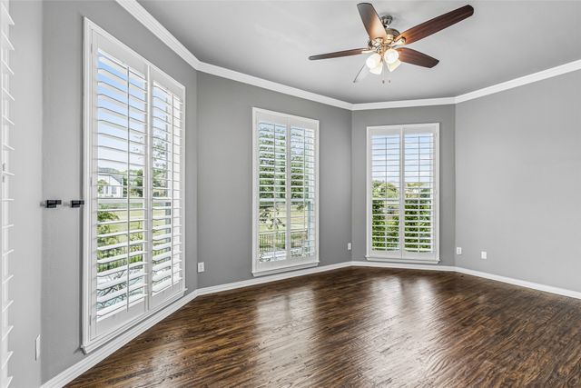 2206 Clearspring Drive N, Irving, TX 75063
