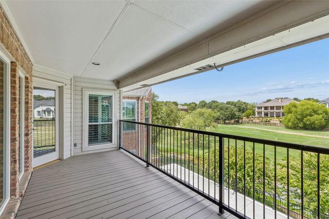 2206 Clearspring Drive N, Irving, TX 75063