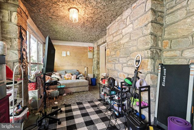 419 NETHERWOOD RD, Upper Darby, PA 19082