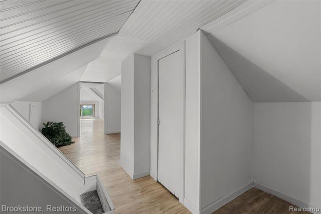 23722 Brest, Taylor, MI 48180