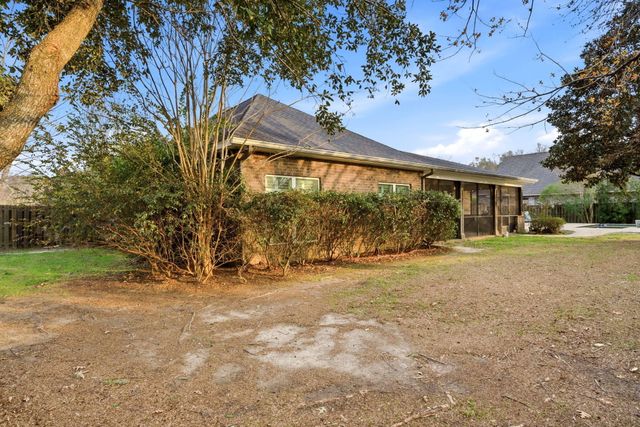 1207 Wings Way, Cantonment, FL 32533