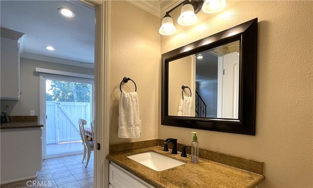 26053 Via Pera B2, Mission Viejo, CA 92691