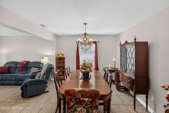 733 W KINGS COLLEGE Drive, St. Johns, FL 32259