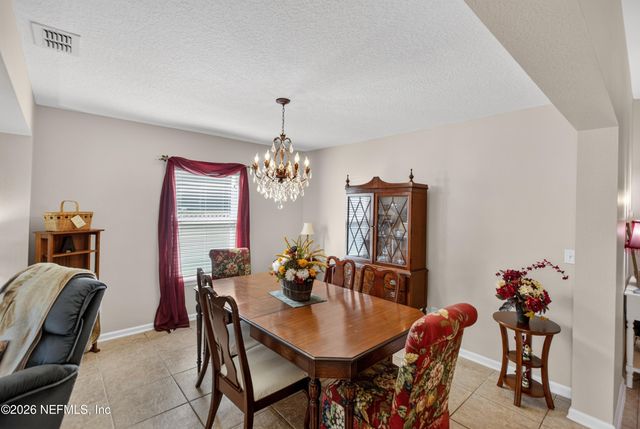 733 W KINGS COLLEGE Drive, St. Johns, FL 32259