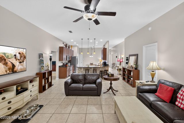 733 W KINGS COLLEGE Drive, St. Johns, FL 32259
