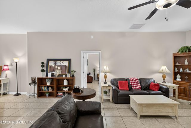 733 W KINGS COLLEGE Drive, St. Johns, FL 32259