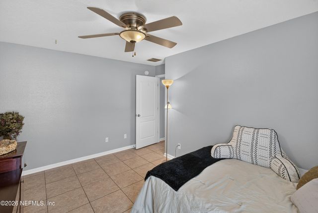 733 W KINGS COLLEGE Drive, St. Johns, FL 32259