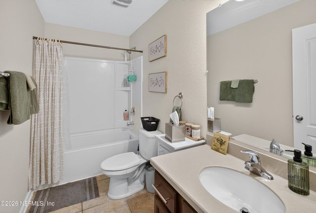 733 W KINGS COLLEGE Drive, St. Johns, FL 32259