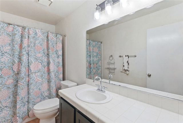 2313 Diamondback Drive, Las Vegas, NV 89117
