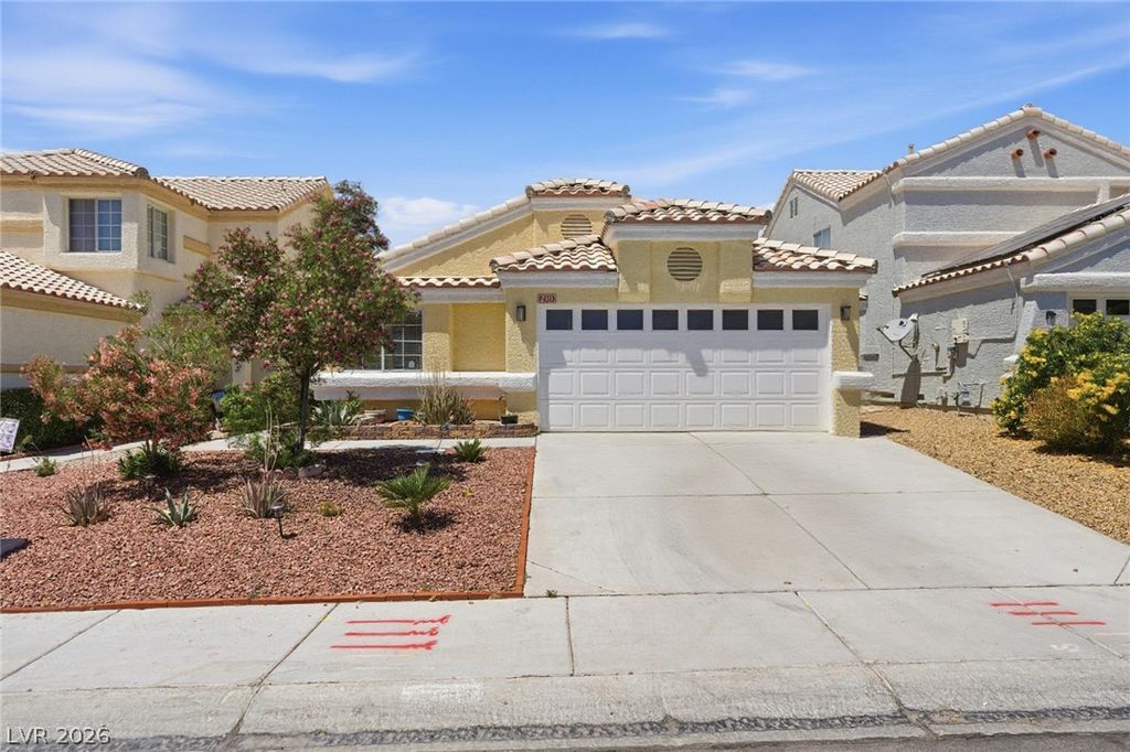 2313 Diamondback Drive, Las Vegas, NV 89117