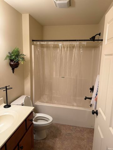 4530 Mystic Court, Evansville, IN 47715