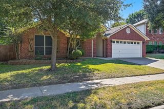 7205 Greenspoint Drive, Arlington, TX 76001