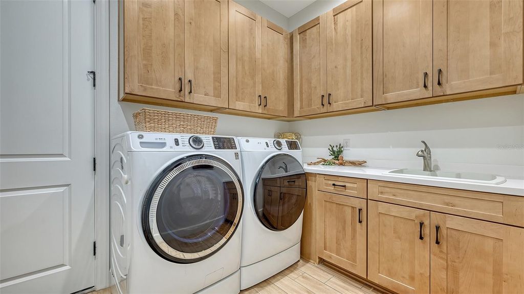 Image 34 of property listing at 4719 CASSIO COURT, Bradenton, FL 34211