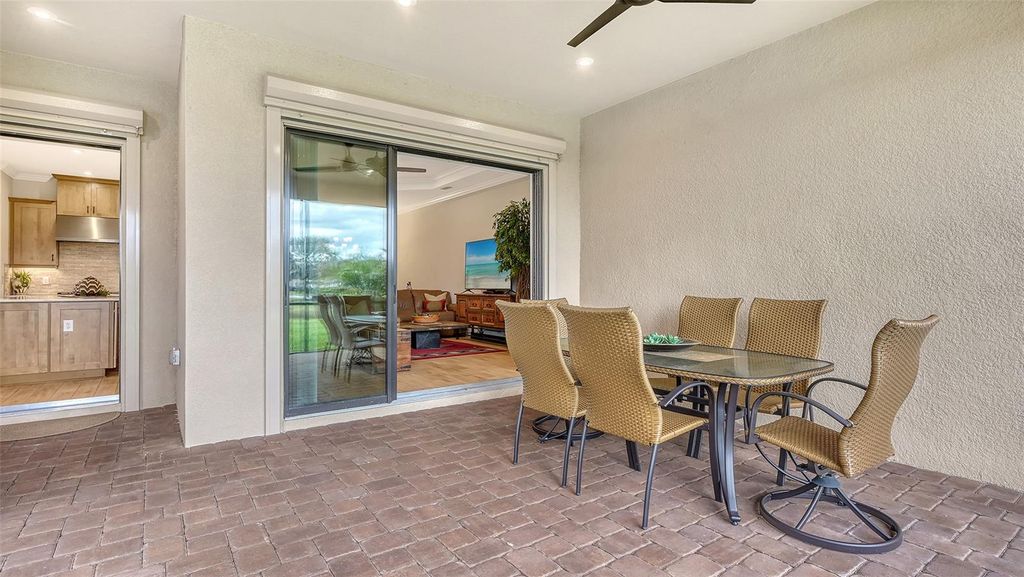 Image 38 of property listing at 4719 CASSIO COURT, Bradenton, FL 34211
