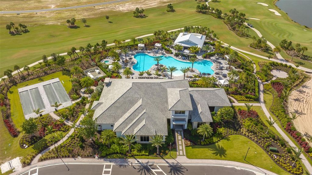 Image 51 of property listing at 4719 CASSIO COURT, Bradenton, FL 34211