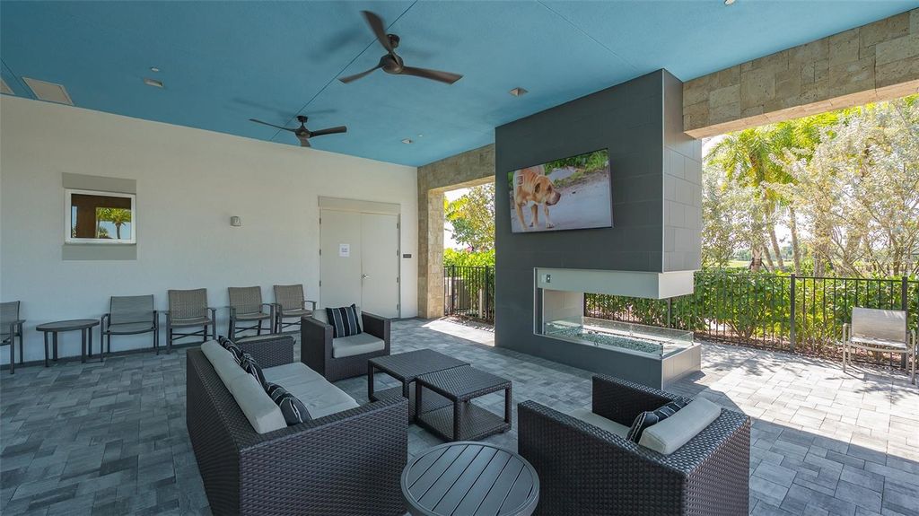 Image 70 of property listing at 4719 CASSIO COURT, Bradenton, FL 34211