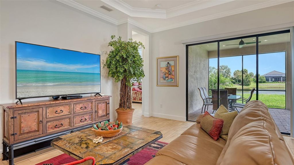 Image 8 of property listing at 4719 CASSIO COURT, Bradenton, FL 34211