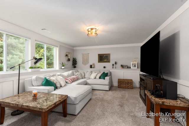 5810 Larson Lane, Fruitport Twp, MI 49444