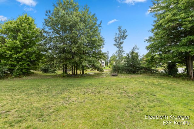 5810 Larson Lane, Fruitport Twp, MI 49444