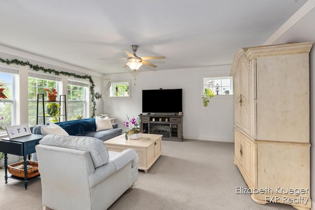 5810 Larson Lane, Fruitport Twp, MI 49444