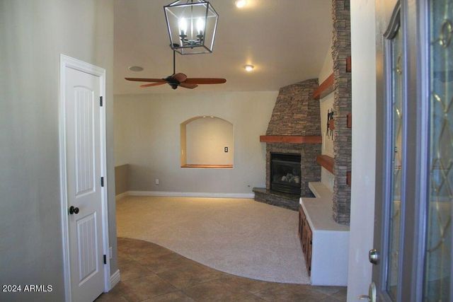 6103 W Villa Theresa Drive, Glendale, AZ 85308