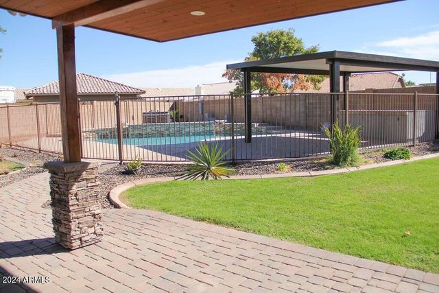 6103 W Villa Theresa Drive, Glendale, AZ 85308