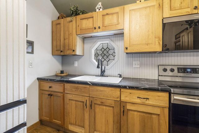 1226 Peace In Valley Road, Blue Eye, MO 65611