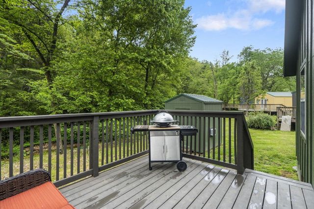 1226 Peace In Valley Road, Blue Eye, MO 65611