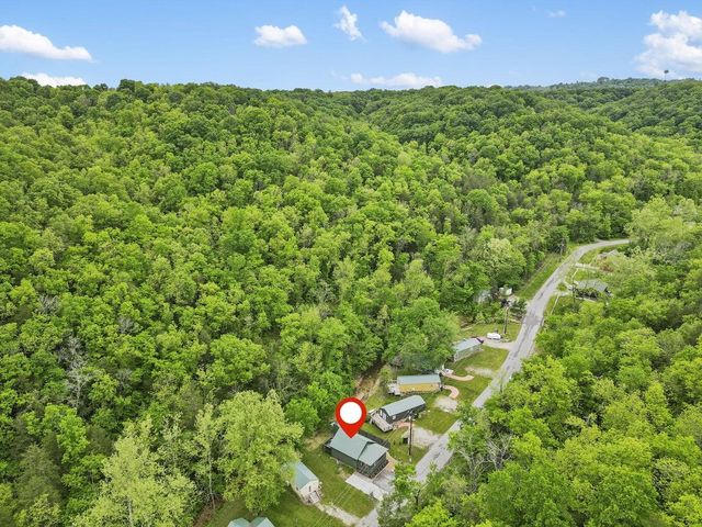 1226 Peace In Valley Road, Blue Eye, MO 65611