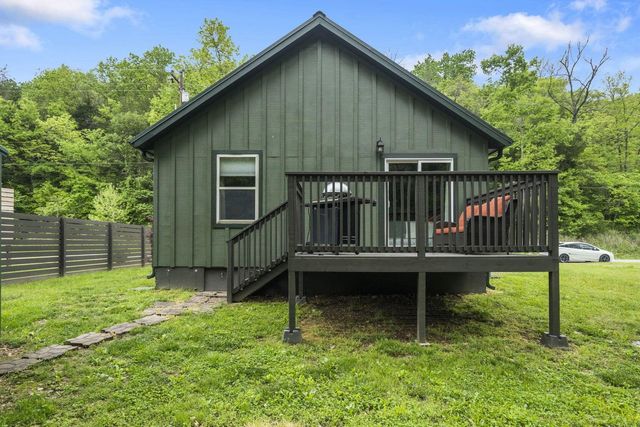 1226 Peace In Valley Road, Blue Eye, MO 65611