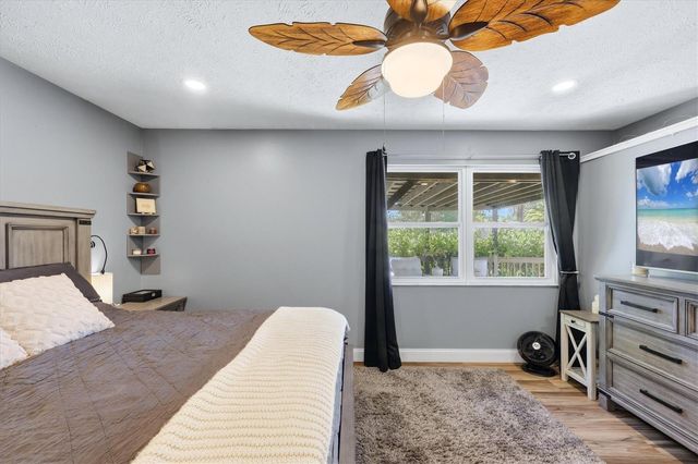 4478 LONGFORD DRIVE, Sarasota, FL 34232