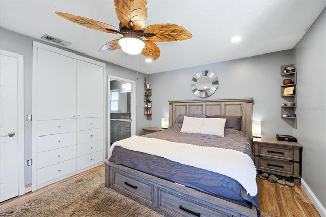 4478 LONGFORD DRIVE, Sarasota, FL 34232