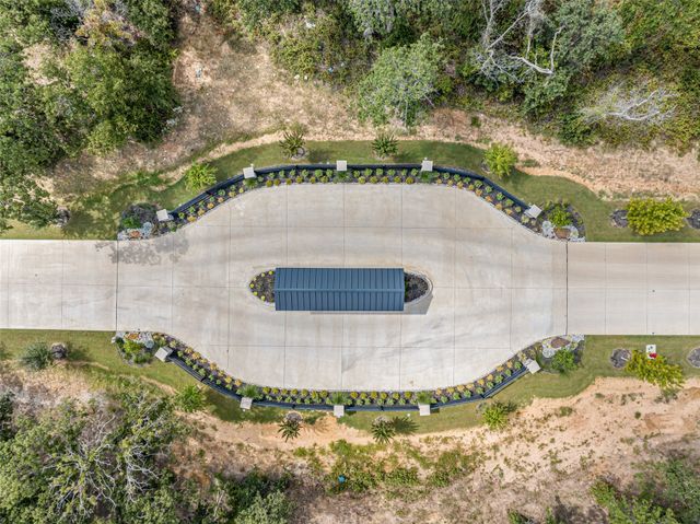 813 Ginger's Way, Bartonville, TX 76226